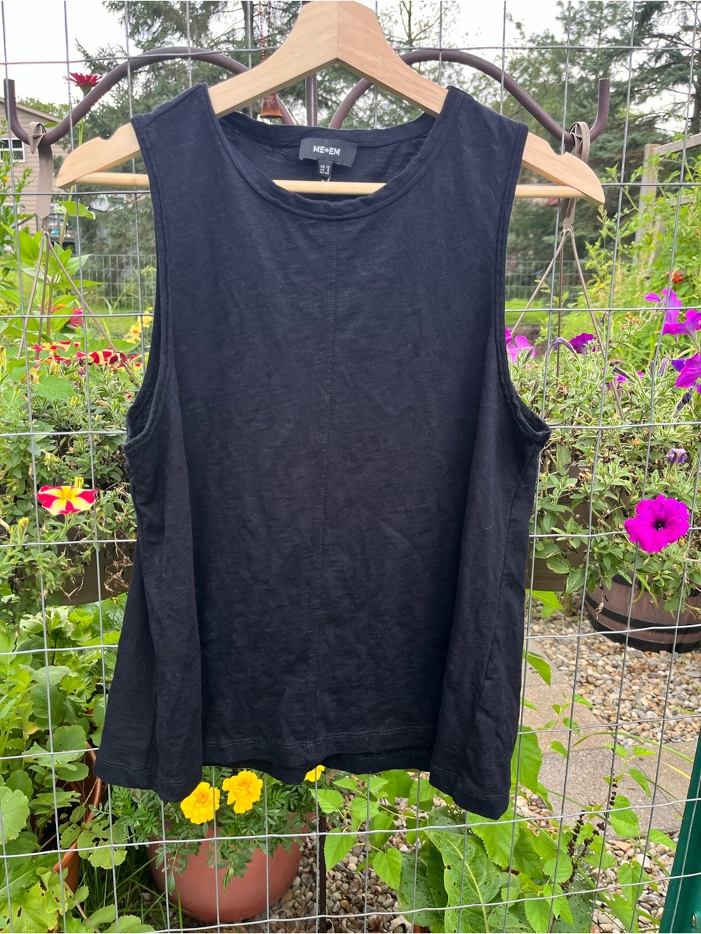 ME+EM Black Sleeveless Linen-Blend Tank